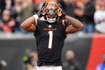 Cincinnati Bengals wide receiver Ja'Marr Chase (1) celebrates a touchdown catch in the second quarter during a Week 14 NFL game against the Cleveland Browns, Sunday, Dec. 11, 2022, at Paycor Stadium in Cincinnati.

Nfl Cleveland Browns At Cincinnati Bengals Dec 11 0227