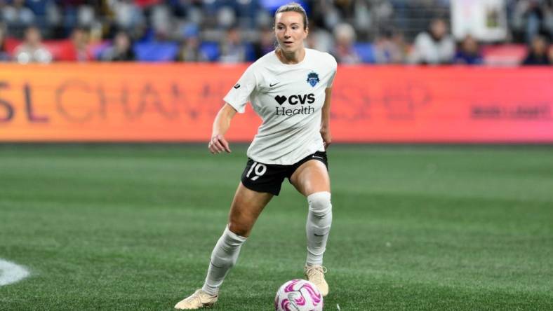 Oct 6, 2023; Seattle, Washington, USA; Washington Spirit defender Dorian Bailey (19) controls the ball during the second half against OL Reign at Lumen Field. Mandatory Credit: Steven Bisig-USA TODAY Sports