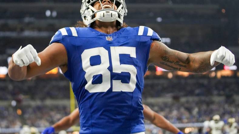 Indianapolis Colts tight end Drew Ogletree (85) celebrates a second half touchdown during the 27-38 Colts loss, Sunday., Oct 29, 2023, at Lucas Oil Stadium in Indianapolis.