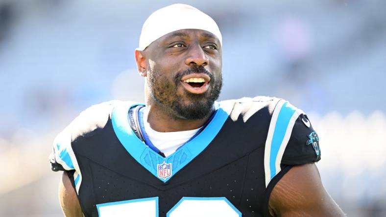 Oct 29, 2023; Charlotte, North Carolina, USA; Carolina Panthers linebacker Justin Houston (50) during warm up at Bank of America Stadium. Mandatory Credit: Bob Donnan-USA TODAY Sports