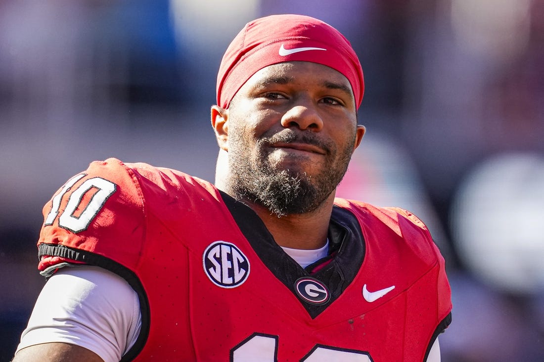 Nov 4, 2023; Athens, Georgia, USA; Georgia Bulldogs linebacker Jamon Dumas-Johnson (10) on the field during the game against the Missouri Tigers during the first half at Sanford Stadium. Mandatory Credit: Dale Zanine-USA TODAY Sports