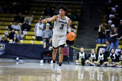 Nov 26, 2023; Boulder, Colorado, USA; Colorado Buffaloes guard Julian Hammond III (3) gestures to the offense during the second half of the game against the Iona Gaels at CU Events Center. Mandatory Credit: Chet Strange-USA TODAY Sports