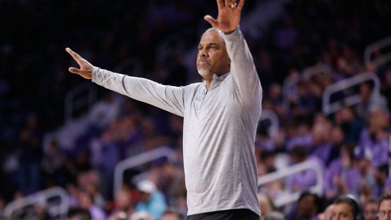 Kansas State coach Jerome Tang calls out plays during the second half of Tuesday's game against Oral Roberts inside Bramlage Coliseum.