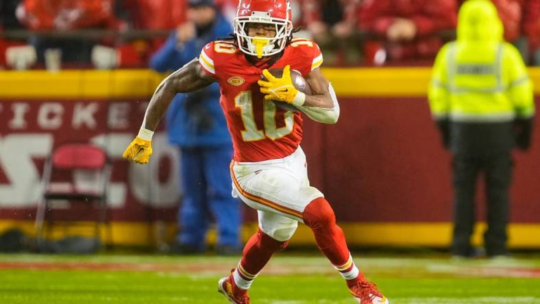 Nov 20, 2023; Kansas City, Missouri, USA; Kansas City Chiefs running back Isiah Pacheco (10) runs the ball during the second half against the Philadelphia Eagles at GEHA Field at Arrowhead Stadium. Mandatory Credit: Jay Biggerstaff-USA TODAY Sports