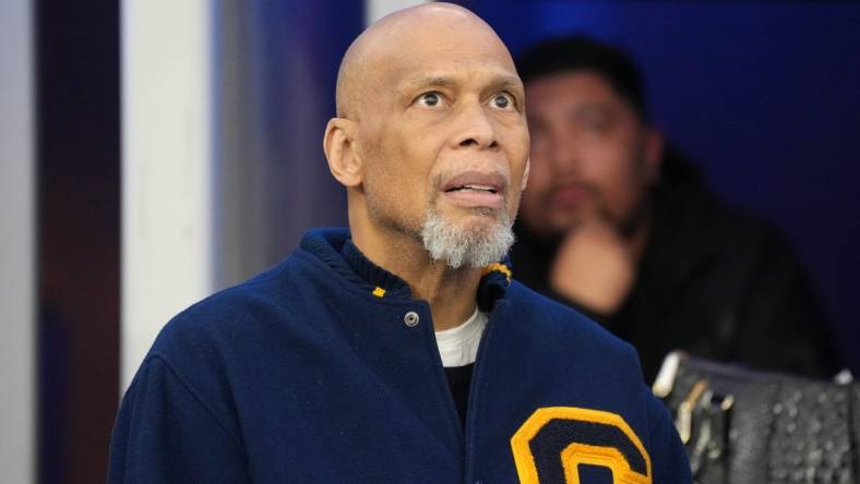 Dec 3, 2023; Inglewood, California, USA; Kareem Abdul-Jabbar attends the game between the Los Angeles Rams and the Cleveland Browns at SoFi Stadium. Mandatory Credit: Kirby Lee-USA TODAY Sports