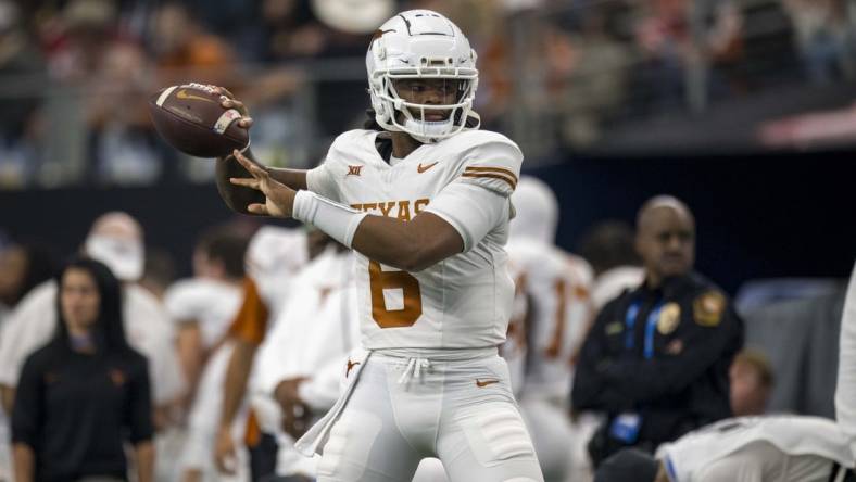 Dec 2, 2023; Arlington, TX, USA; Texas Longhorns quarterback Maalik Murphy (6) in action during the game between the Texas Longhorns and the Oklahoma State Cowboys at AT&T Stadium. Mandatory Credit: Jerome Miron-USA TODAY Sports