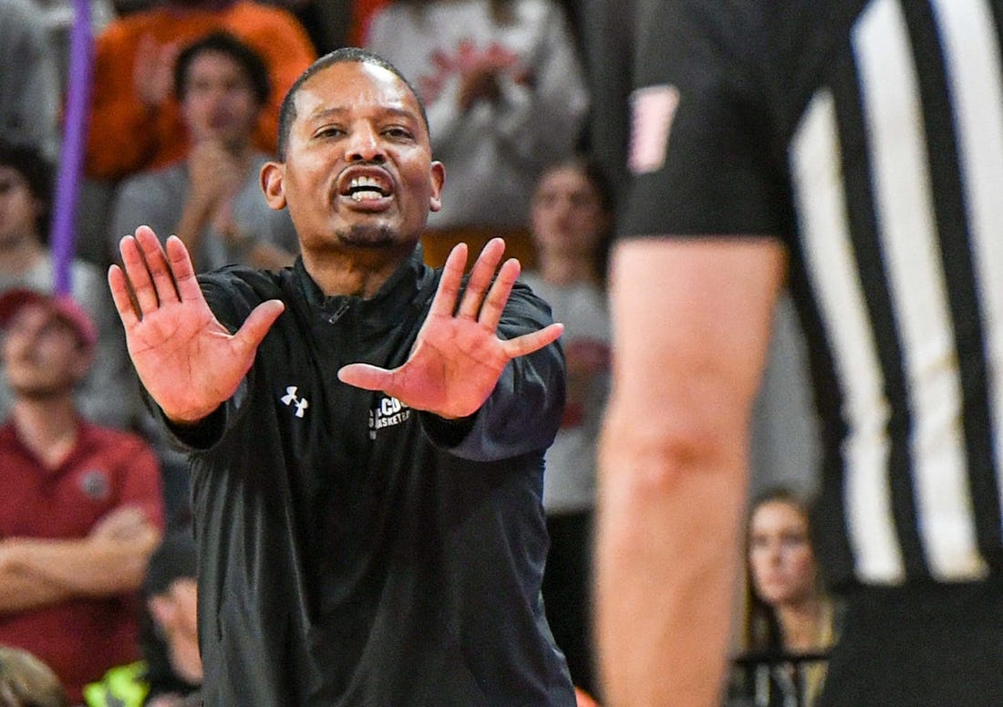 Dec 6, 2023; Clemson, South Carolina, USA; University of South Carolina Head Coach Lamont Paris talks to a referee in the game with Clemson during the second half at Littlejohn Coliseum. Mandatory Credit: Ken Ruinard-USA TODAY Sports