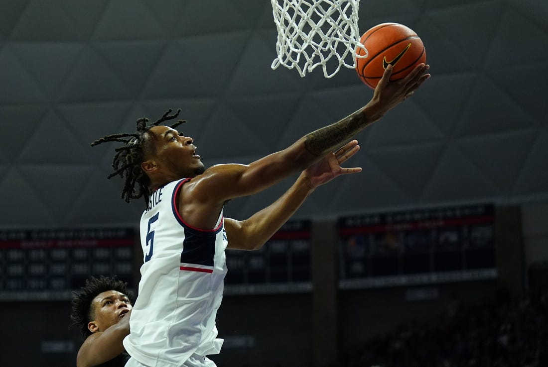 Dec 9, 2023; Storrs, Connecticut, USA; UConn Huskies guard Stephon Castle (5) drives to the basket against the Arkansas-Pine Bluff Golden Lions in the first half at Harry A. Gampel Pavilion. Mandatory Credit: David Butler II-USA TODAY Sports