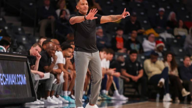 Dec 9, 2023; Atlanta, Georgia, USA; Georgia Tech Yellow Jackets head coach Damon Stoudamire calls a play against the Alabama A&M Bulldogs in the first half at McCamish Pavilion. Mandatory Credit: Brett Davis-USA TODAY Sports