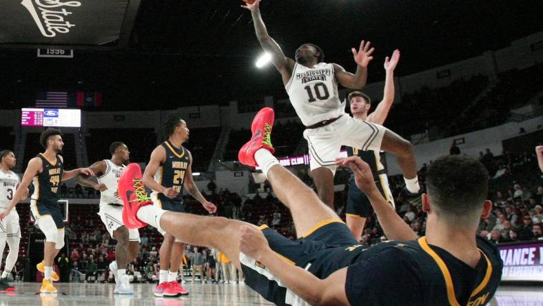 Dec 13, 2023; Starkville, Mississippi, USA; Mississippi State Bulldogs guard Dashawn Davis (10) drives to the basket during the second half against the Murray State Racers at Humphrey Coliseum. Mandatory Credit: Petre Thomas-USA TODAY Sports