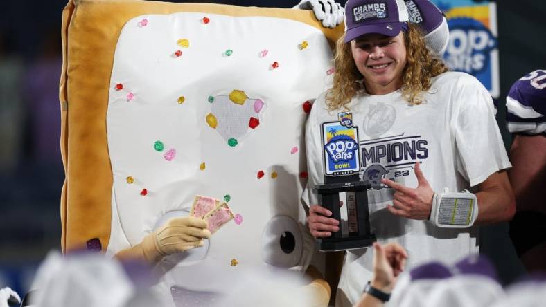 Dec 28, 2023; Orlando, FL, USA;  during the Pop-Tarts bowl at Camping World Stadium. Mandatory Credit: Nathan Ray Seebeck-USA TODAY Sports