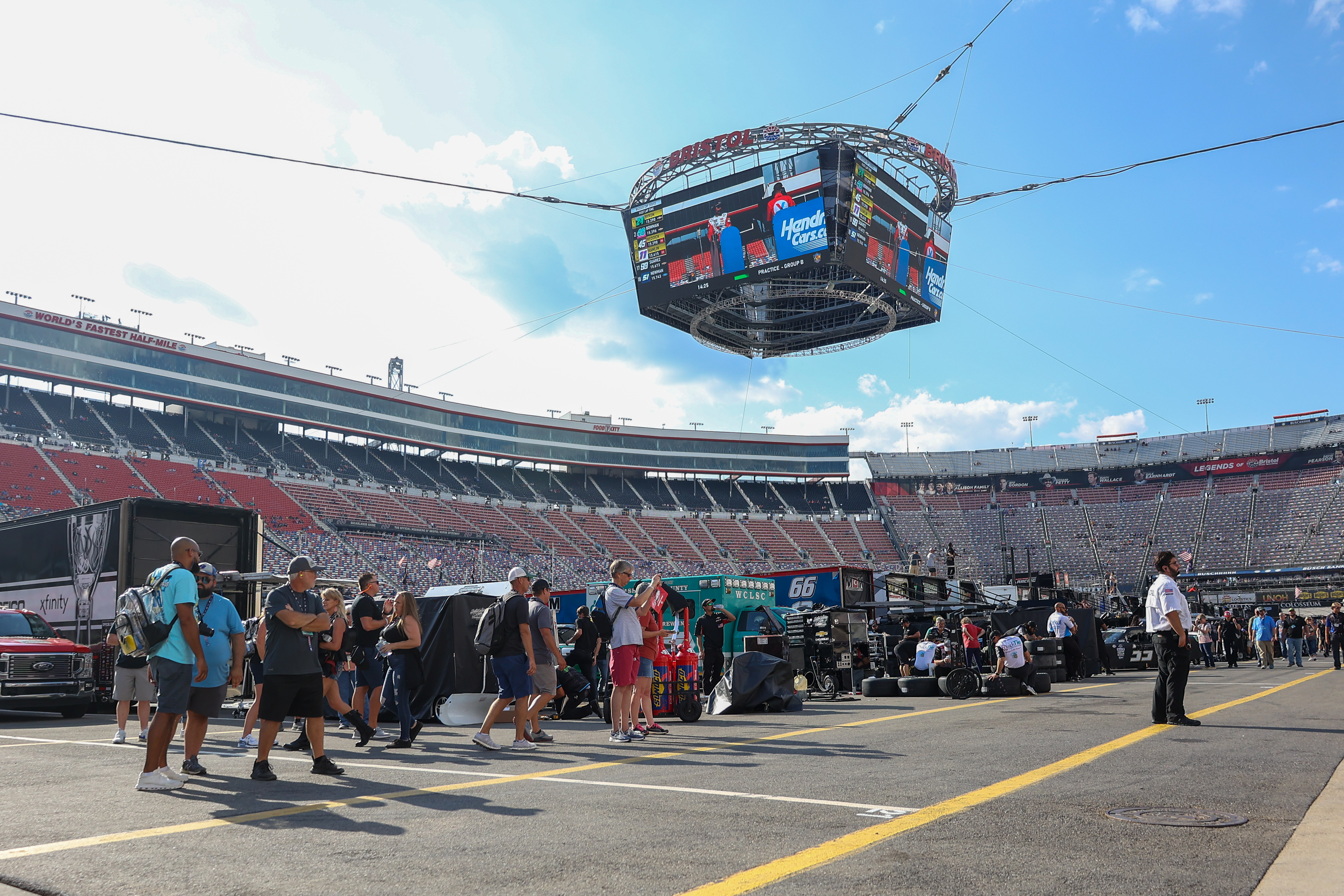 NASCAR: Cup Practice & Qualifying