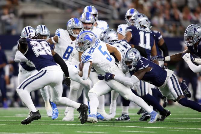 NFL: Detroit Lions at Dallas Cowboys