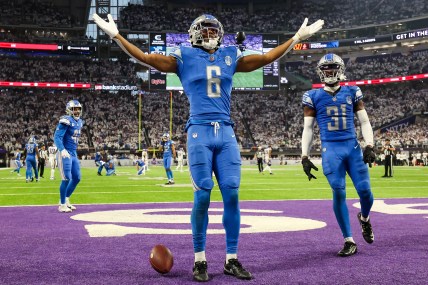 Detroit Lions party like it’s 1993, deny Minnesota Vikings for long-awaited division title