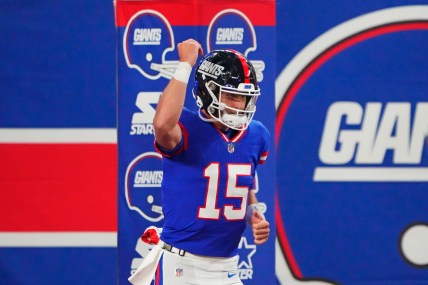 Social media reacts to Tommy DeVito’s agent, Sean Stellato and his fit at New York Giants game