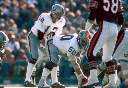 Top 10 quarterbacks in Las Vegas Raiders history: Find out where Derek Carr, Rich Gannon land