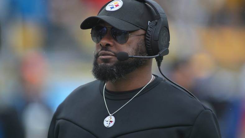 Pittsburgh Steelers head coach Mike Tomlin