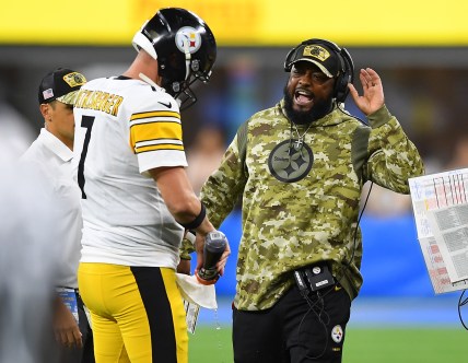 Pittsburgh Steelers' Ben Roethlisberger and Mike Tomlin