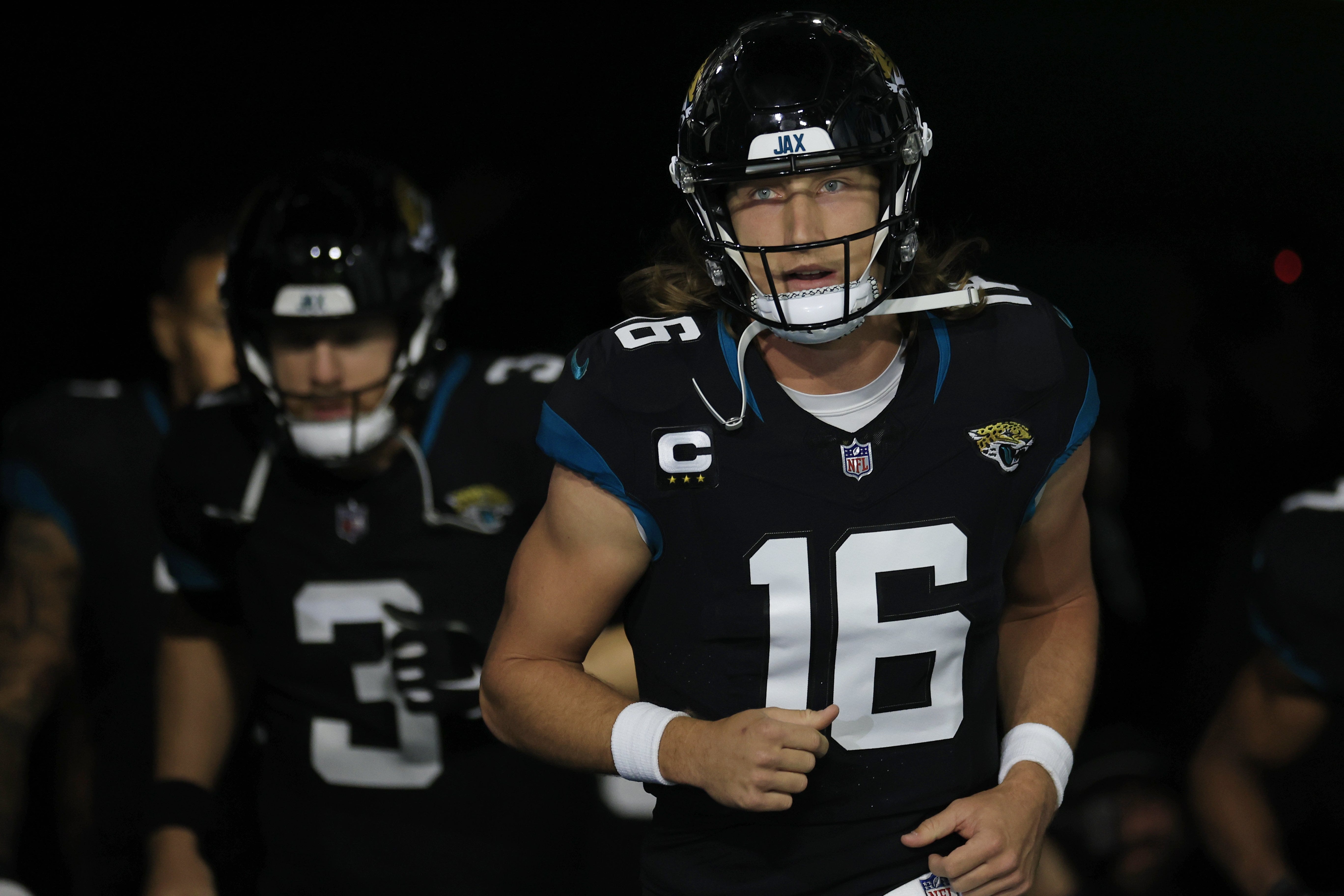 Jacksonville Jaguars' Trevor Lawrence Leaves Game With Ankle Injury ...