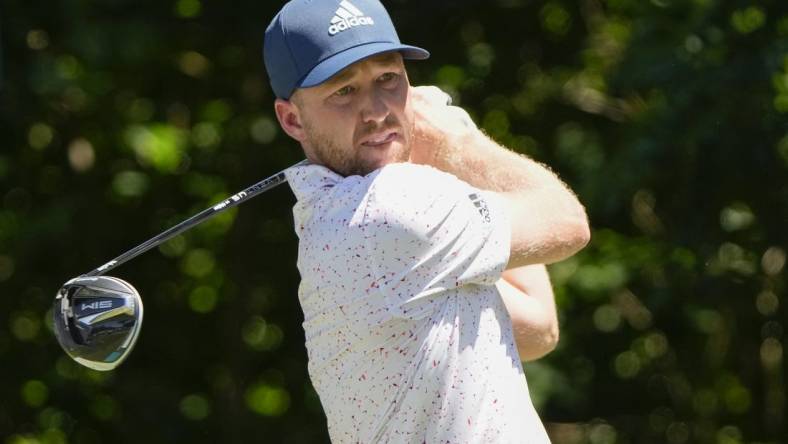 May 27, 2022; Fort Worth, Texas, USA; Daniel Berger plays his shot from the sixth tee during the second round of the Charles Schwab Challenge golf tournament. Mandatory Credit: Jim Cowsert-USA TODAY Sports