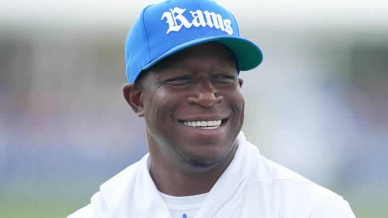 Jul 31, 2022; Irvine, CA, USA; Los Angeles Rams defensive coordinator Raheem Morris during training camp at UC Irvine. Mandatory Credit: Kirby Lee-USA TODAY Sports