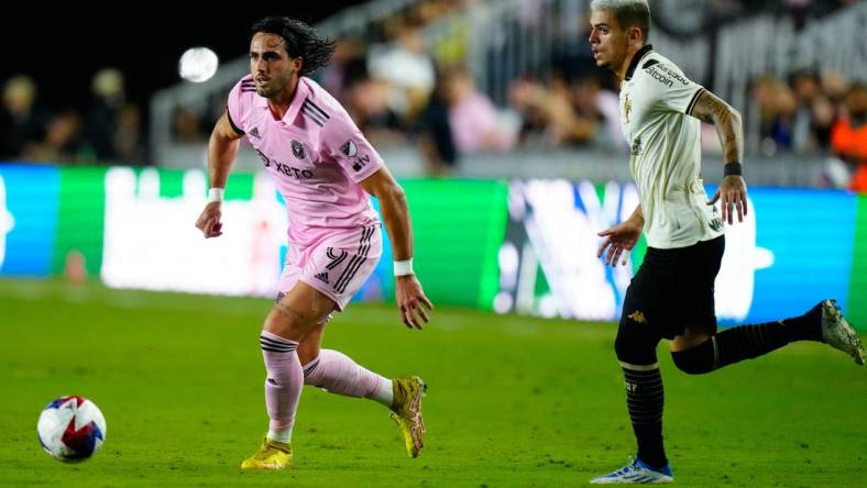 Jan 21, 2023; Fort Lauderdale, FL, USA; Inter Miami CF forward Leonardo Campana (9) dribbles past Vasco da Gama midfielder Gabriel Pec (11) during the first half at DRV PNK Stadium. Mandatory Credit: Rich Storry-USA TODAY Sports