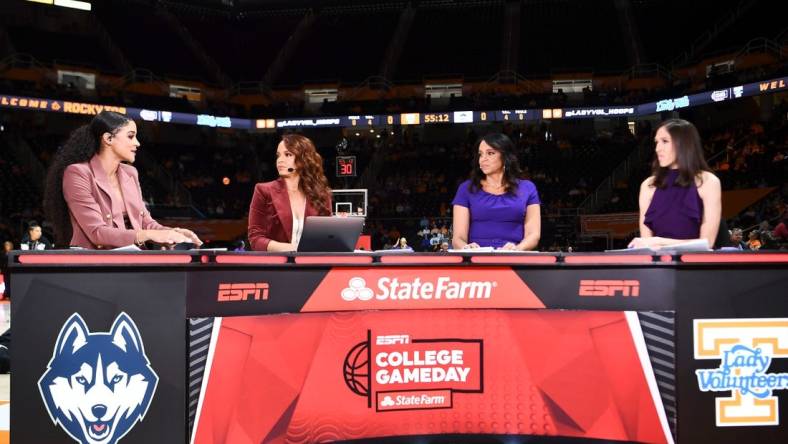 From left, Andraya Carter, Elle Duncan, Carolyn Peck, and Rebecca Lobo hosting College GameDay before the start of the NCAA college basketball game between the Tennessee Lady Vols and Connecticut Huskies on Knoxville, Tenn. on Thursday, January 26, 2023.

Gvx Lady Vols Uconn Basketball