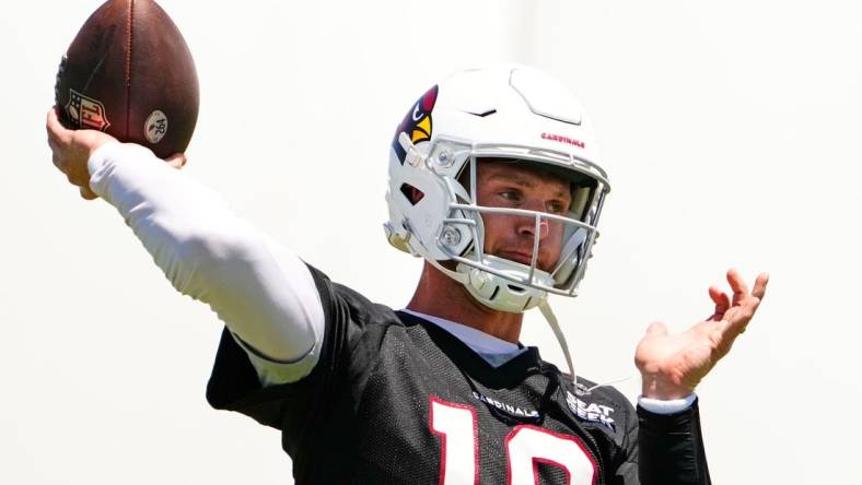 Arizona Cardinals quarterback Jeff Driskel (19) during organized team activities at Dignity Health Arizona Cardinals Training Center.