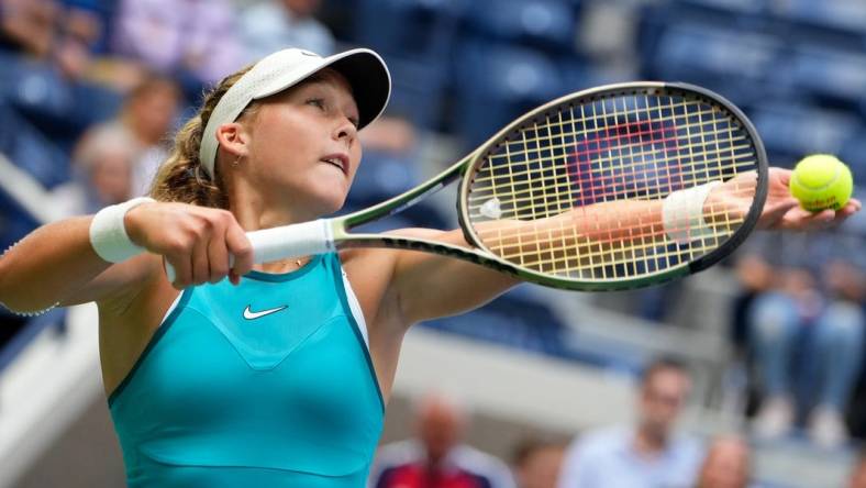 Aug 30, 2023; Flushing, NY, USA; Mirra Andreeva hits to Coco Gauff of the USA on day three of the 2023 U.S. Open tennis tournament at USTA Billie Jean King National Tennis Center. Mandatory Credit: Robert Deutsch-USA TODAY Sports