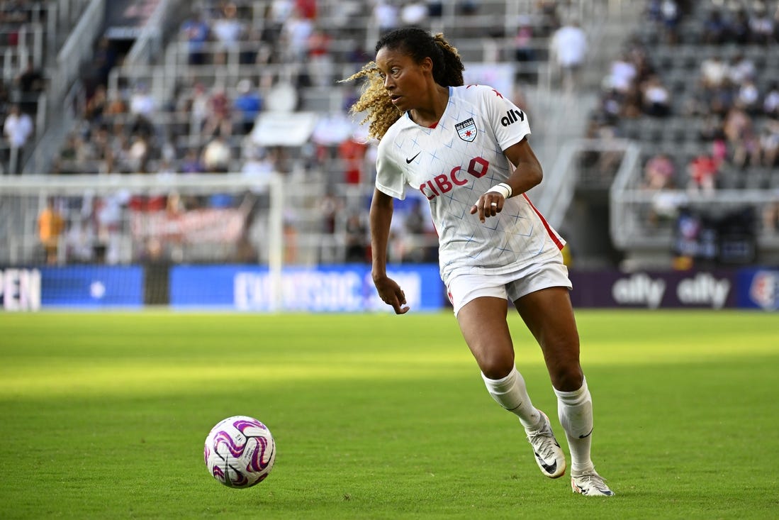 Sep 3, 2023; Washington, District of Columbia, USA; Chicago Red Stars defender Casey Krueger (6) controls the ball against the Washington Spirit during the second half at Audi Field. Mandatory Credit: Brad Mills-USA TODAY Sports