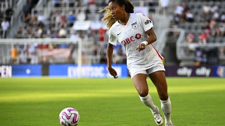 Sep 3, 2023; Washington, District of Columbia, USA; Chicago Red Stars defender Casey Krueger (6) controls the ball against the Washington Spirit during the second half at Audi Field. Mandatory Credit: Brad Mills-USA TODAY Sports