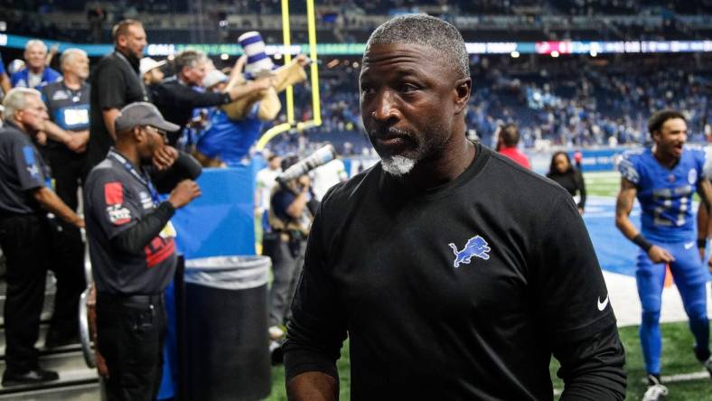 Detroit Lions defensive coordinator Aaron Glenn walks off the field after 20-6 win over Atlanta Falcons at Ford Field in Detroit on Sunday, Sept. 24, 2023.