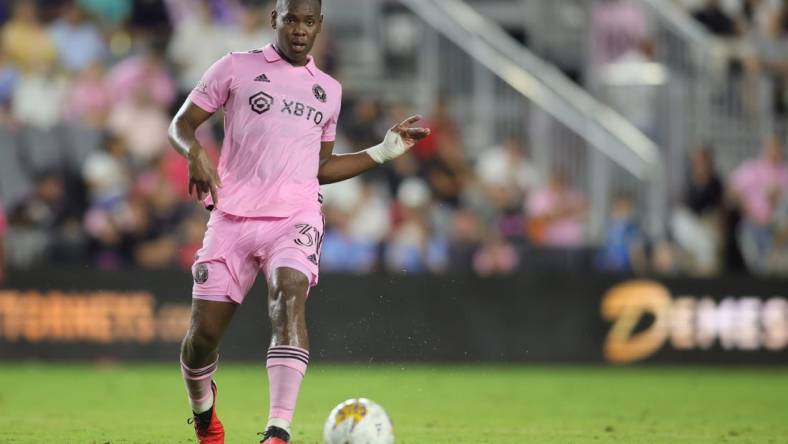 Sep 30, 2023; Fort Lauderdale, Florida, USA; Inter Miami CF defender Kamal Miller (31) passes the ball during the second half against New York City FC at DRV PNK Stadium. Mandatory Credit: Sam Navarro-USA TODAY Sports