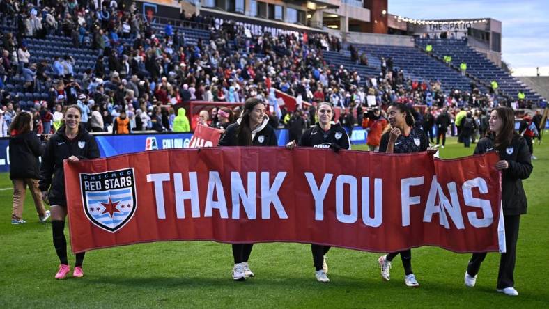 Oct 15, 2023; Bridgeview, Illinois, USA; Chicago Red Stars thank fans after the game against OL Reign at SeatGeek Stadium. Mandatory Credit: Daniel Bartel-USA TODAY Sports