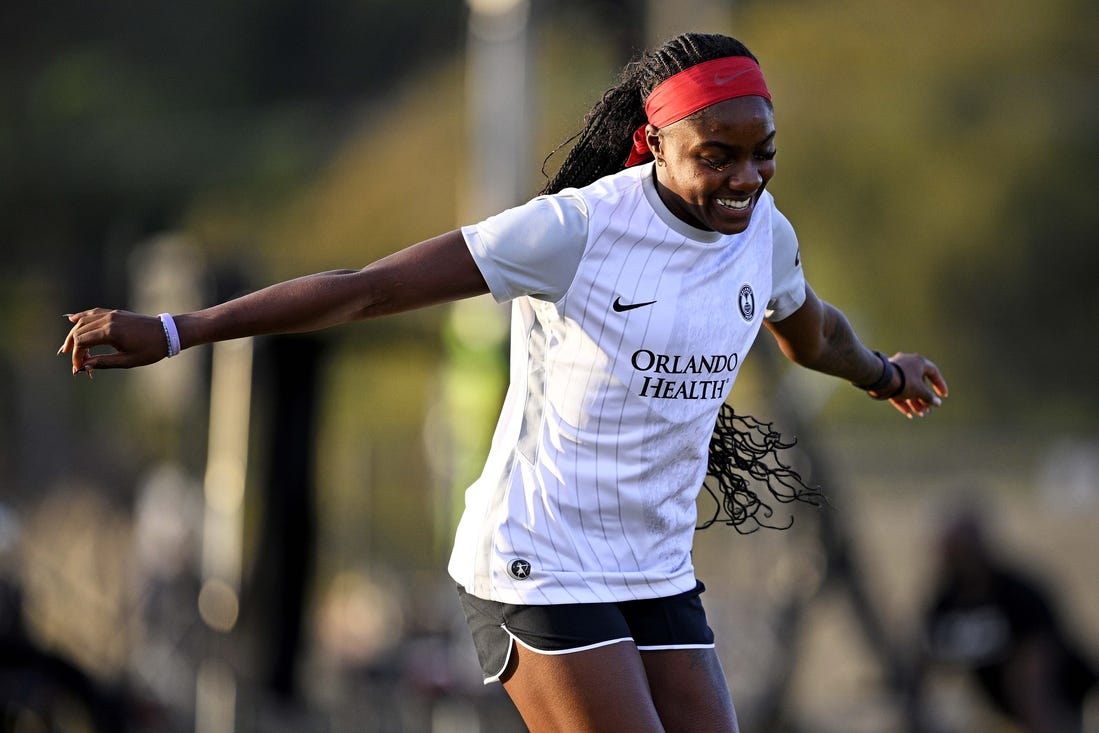 Nov 10, 2023; Del Mar, California, USA; Orlando Pride forward Messiah Bright in the NWSL Skills Challenge presented by CarMax at Surf Sports Park. Mandatory Credit: Orlando Ramirez-USA TODAY Sports