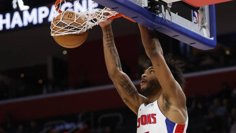 Dec 21, 2023; Detroit, Michigan, USA;  Detroit Pistons forward Marvin Bagley III (35) dunks in the first half against the Utah Jazz at Little Caesars Arena. Mandatory Credit: Rick Osentoski-USA TODAY Sports