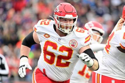 Dec 17, 2023; Foxborough, Massachusetts, USA; Kansas City Chiefs guard Joe Thuney (62)  in action during the first half against the New England Patriots at Gillette Stadium. Mandatory Credit: Eric Canha-USA TODAY Sports