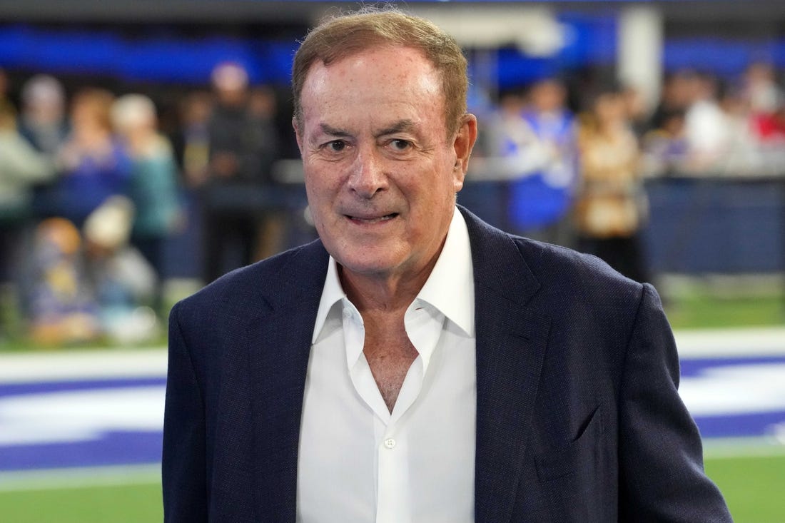Dec 21, 2023; Inglewood, California, USA; Thursday Night Football Amazon Prime play-by-play announcer Al Michaels during the game between the Los Angeles Rams and the New Orleans Saints at SoFi Stadium. Mandatory Credit: Kirby Lee-USA TODAY Sports