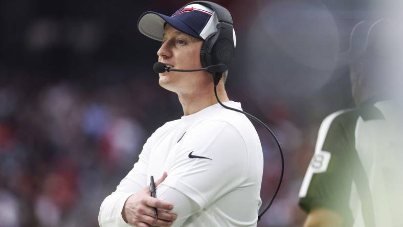 Dec 31, 2023; Houston, Texas, USA; Houston Texans offensive coordinator Bobby Slowik on the sideline during the game against the Tennessee Titans at NRG Stadium. Mandatory Credit: Troy Taormina-USA TODAY Sports