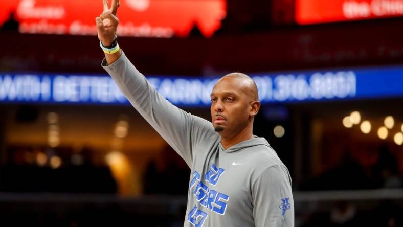 Memphis' head coach Penny Hardaway signals to his team during the game between the University of Texas at San Antonio and the University of Memphis at FedExForum in Memphis, Tenn., on Wednesday, January 10, 2024.