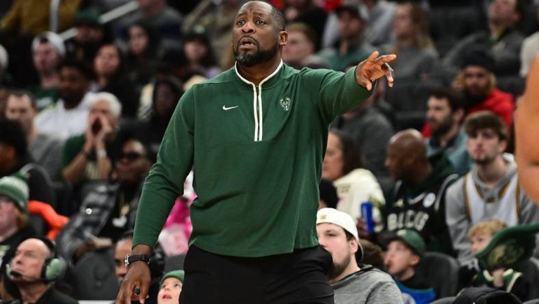 Jan 14, 2024; Milwaukee, Wisconsin, USA; Milwaukee Bucks head coach Adrian Griffin calls a play in the fourth quarter against the Sacramento Kings at Fiserv Forum. Mandatory Credit: Benny Sieu-USA TODAY Sports