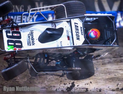 Spencer Bayston cashes as Kyle Larson crashes in Chili Bowl prelim