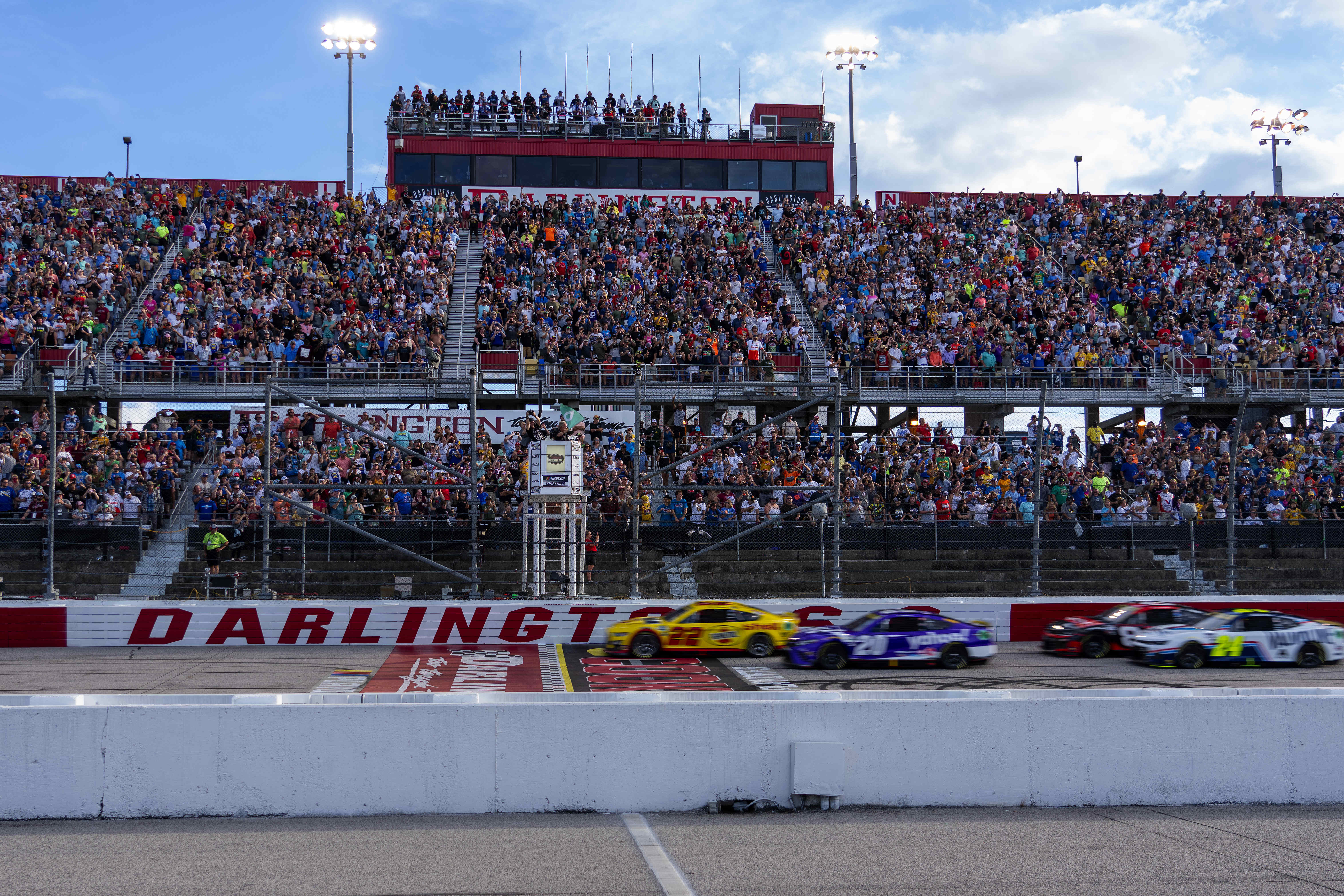 NASCAR: Cook Out Southern 500