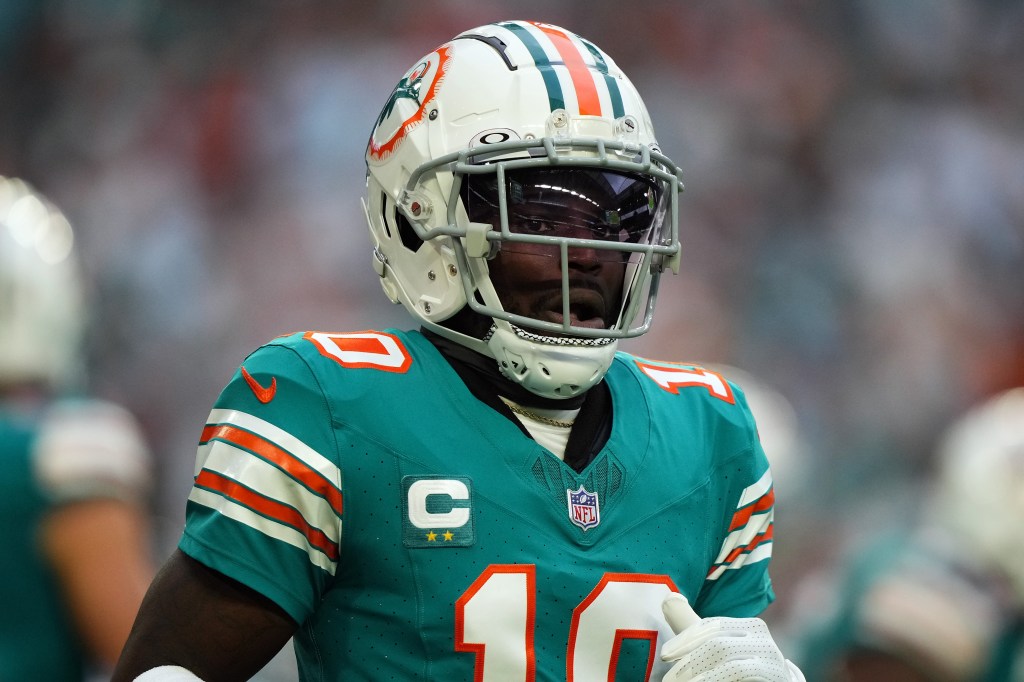 Miami Dolphins wide receiver Tyreek Hill