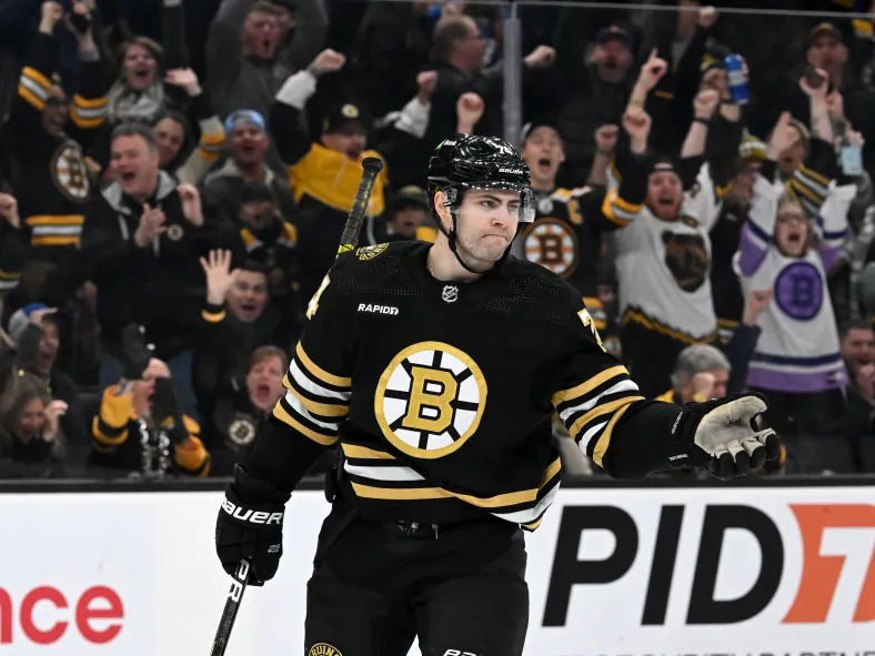 NHL: Tampa Bay Lightning at Boston Bruins