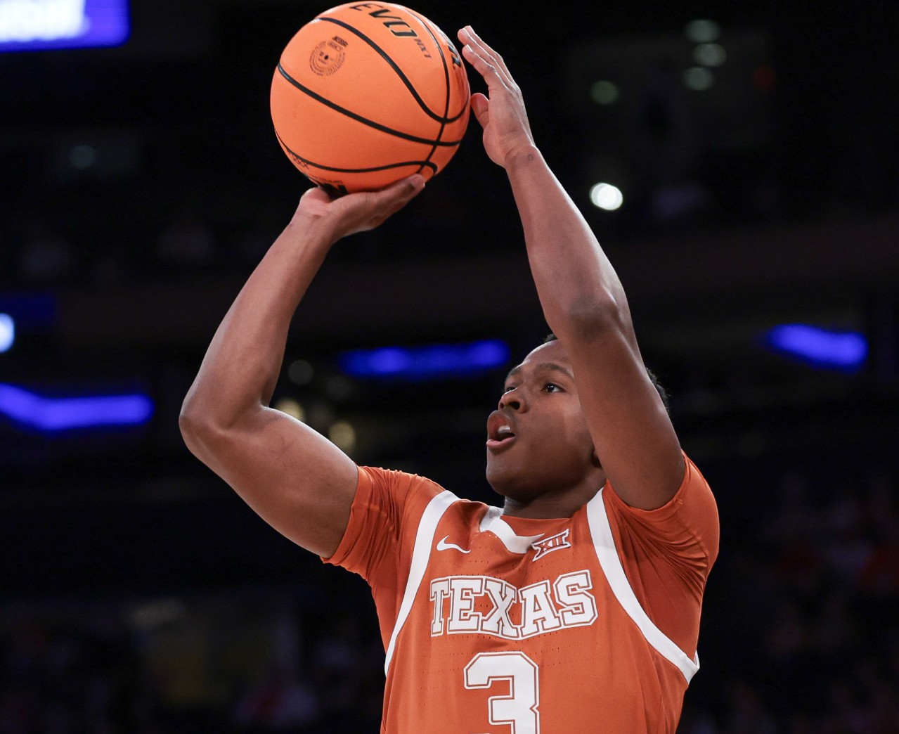 men's basketball star with eight 3 pointers