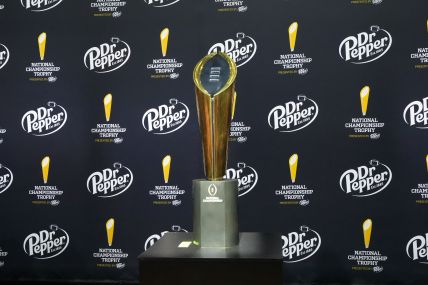 college football playoff: trophy