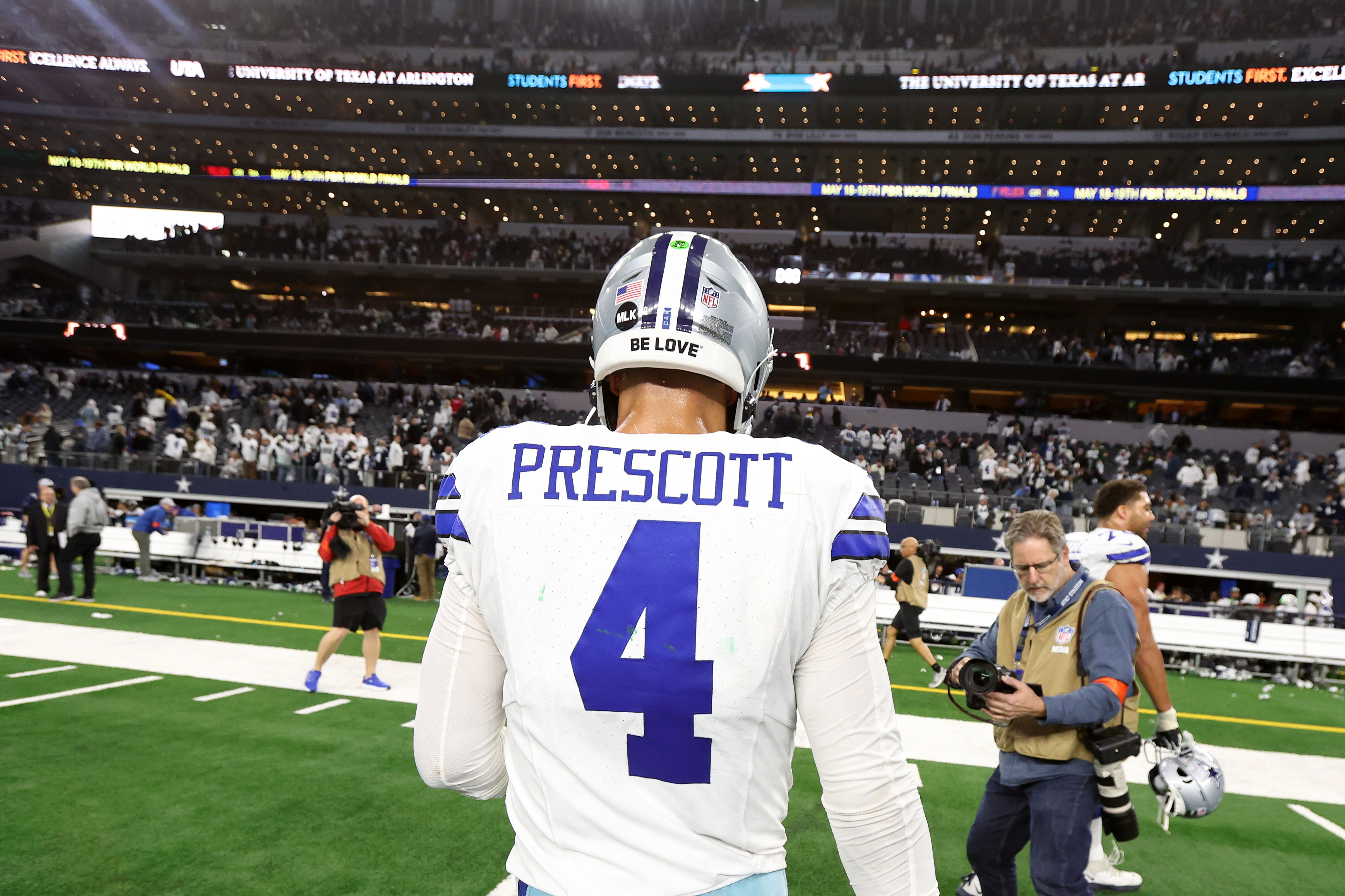 Latest update on Dak Prescott contract talks as Dallas Cowboys make ...