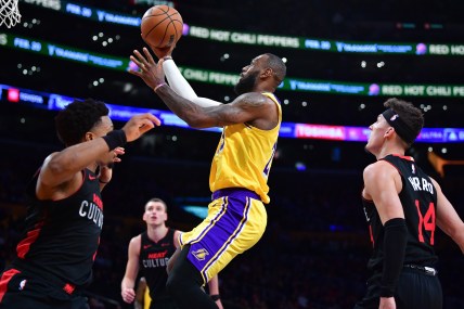 Roster issues, not Coach Darvin Ham, is what most ails the Los Angeles Lakers