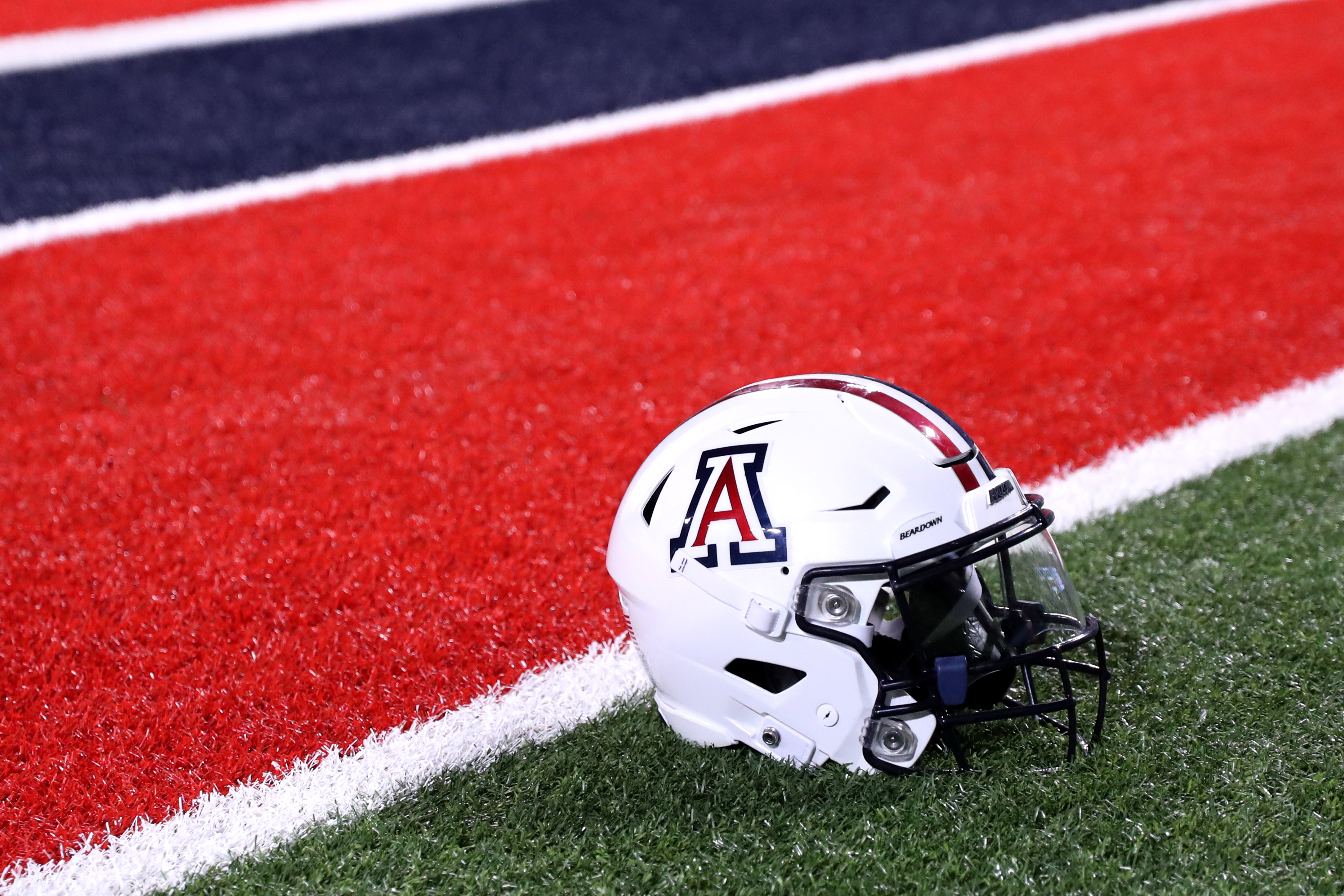 arizona: Dave Heeke fired